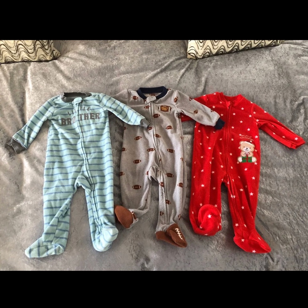 🚫SOLD🚫Pajamas Bundle 6-9 months